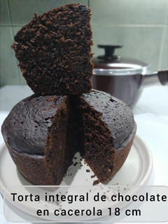 Una foto de Torta integral de chocolate en cacerola de 18 cm Essen