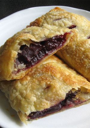 A picture of Easy Cherry Pies.