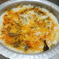 A picture of Chicken biryani.