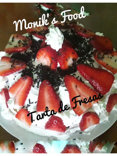 Una foto de Tarta de fresas y crema 🍓