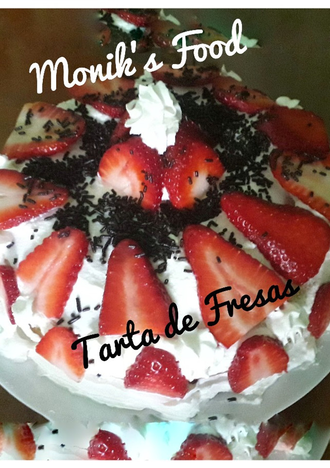 Una foto de Tarta de fresas y crema 🍓