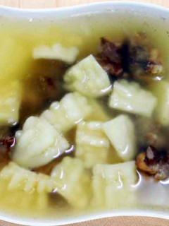 【厚生廚房】苦瓜排骨湯 的食譜成品照片