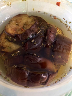 Una foto de Berenjenas en escabeche