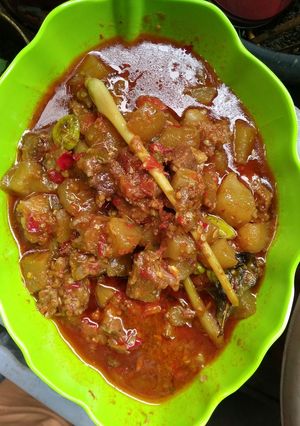 Foto resep Oseng mercon Daging sapi kikil mercon