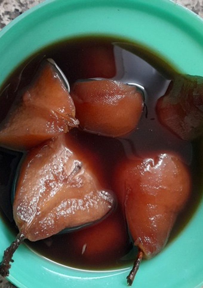 Una foto de Peras al vino Licoroso (no es mistela, ni marsala, ni Jerez)