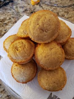A picture of Cinnamon Honey Cakes.
