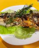 Pesce Serra con Rosmarino, Aglio e Olio di Oliva Extravergine al Forno