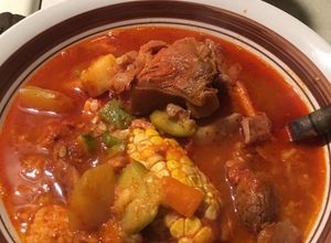 Una foto de Mole de Olla