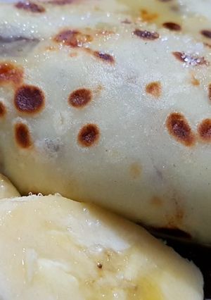 A picture of Honey & banana Crepe كريب بالموز و العسل.