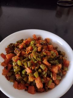মিক্সড ভেজিটেবল (mixed vegetable recipe in Bengali) রেসিপির প্রধান ছবি