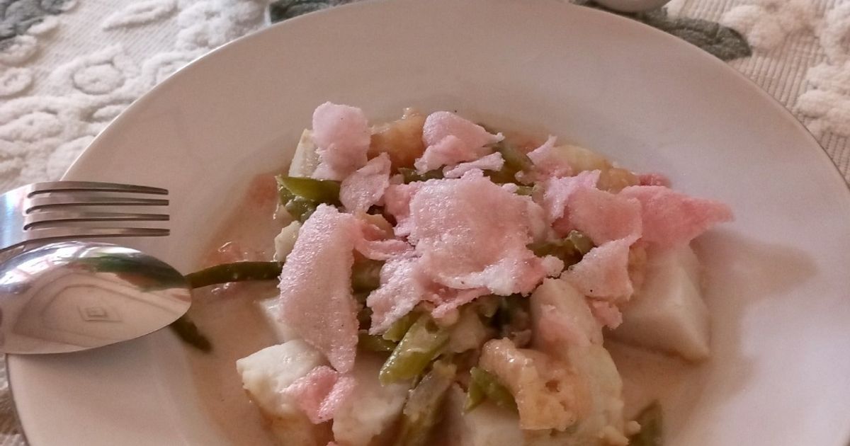 Ketupat Sayur Gulai Tauco Khas Minang