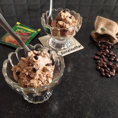 A picture of Coffee Crumble Ice Cream.