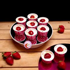 A picture of No Bake Mini Cheese Cupcakes.