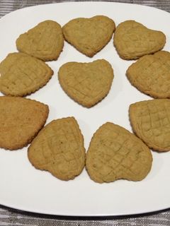 Una foto de Galletas de especias, avellanas y naranja