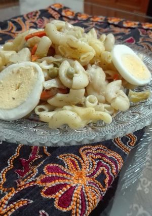 A picture of Macaroni.