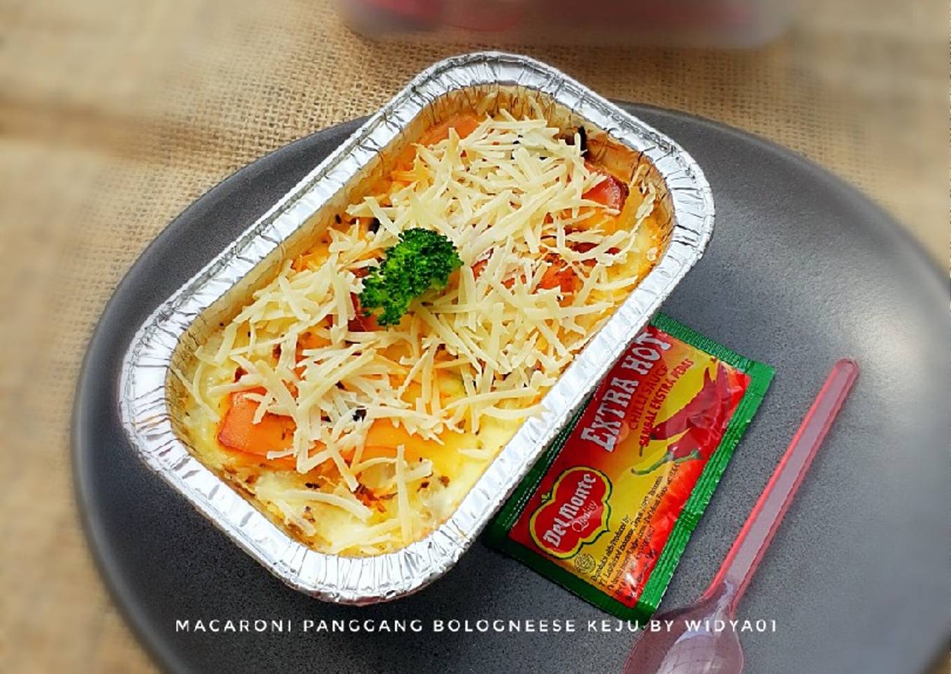 Makaroni panggang bologneese keju