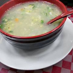 A picture of Mix vegetabal corn soup.