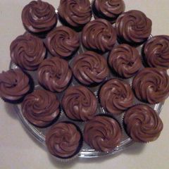 A picture of Chocolate cream cheese frosting.