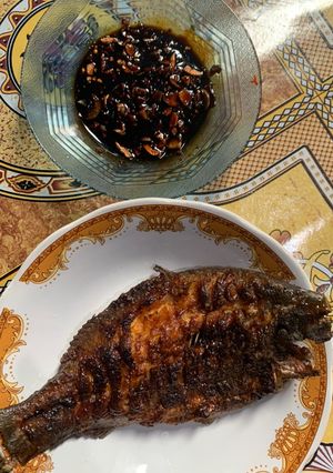 Foto resep Ikan bakar + kecap bawang pedas simple