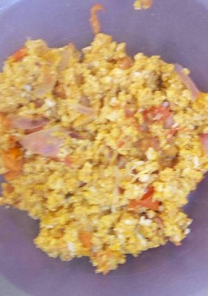 A picture of Fried kienyeji eggs.