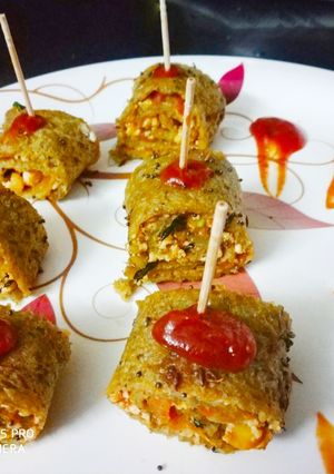 A picture of Stuffed moong Chilla.