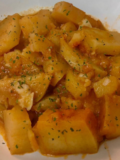 Una foto de Cazuela de bacalao y patatas