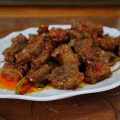 A picture of Oseng Mercon Daging Sapi.