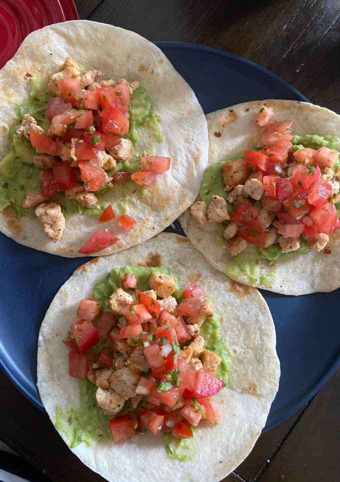Una foto de Tacos de pollo
