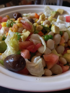 Una foto de Ensalada de porotos granados primaveral