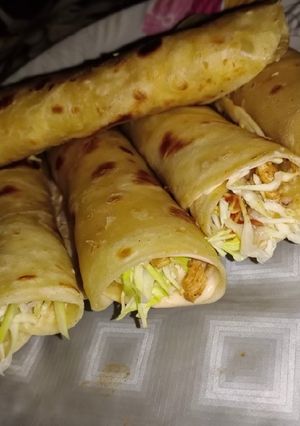 A picture of Spicy chicken roll paratha.
