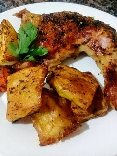 Una foto de Pollo al Horno 🍗 con verduras asadas 😉.