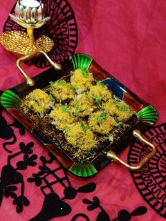 सेव पूरी (sev poori recipe in Hindi) रेसिपी मुख्य फोटो