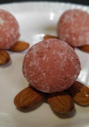 A picture of Badam laddu.