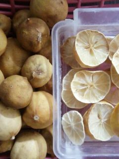 عکسی از دستور لیمو عمانی و لیمو خشک برای چای