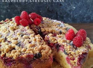 Foto resep Raspberry Streusel Cake