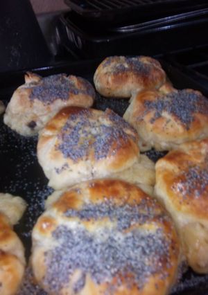 Una foto de Knishes ;Empanadas de papas (otra receta más, y van...)