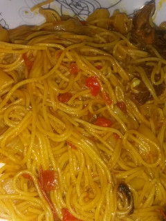 A picture of Jollof spaghetti.