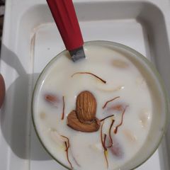 A picture of Kesar badam kheer.
