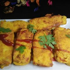A picture of Bread Pakora Roll.