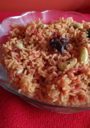 A picture of Beetroot pulao.