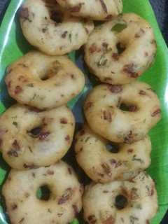 உருளைக்கிழங்கு வடை செய்முறை முக்கிய புகைப்படம்