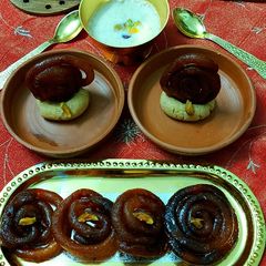 A picture of Instant Mawa Jalebi (Jabalpur MP ki famous jalebi).