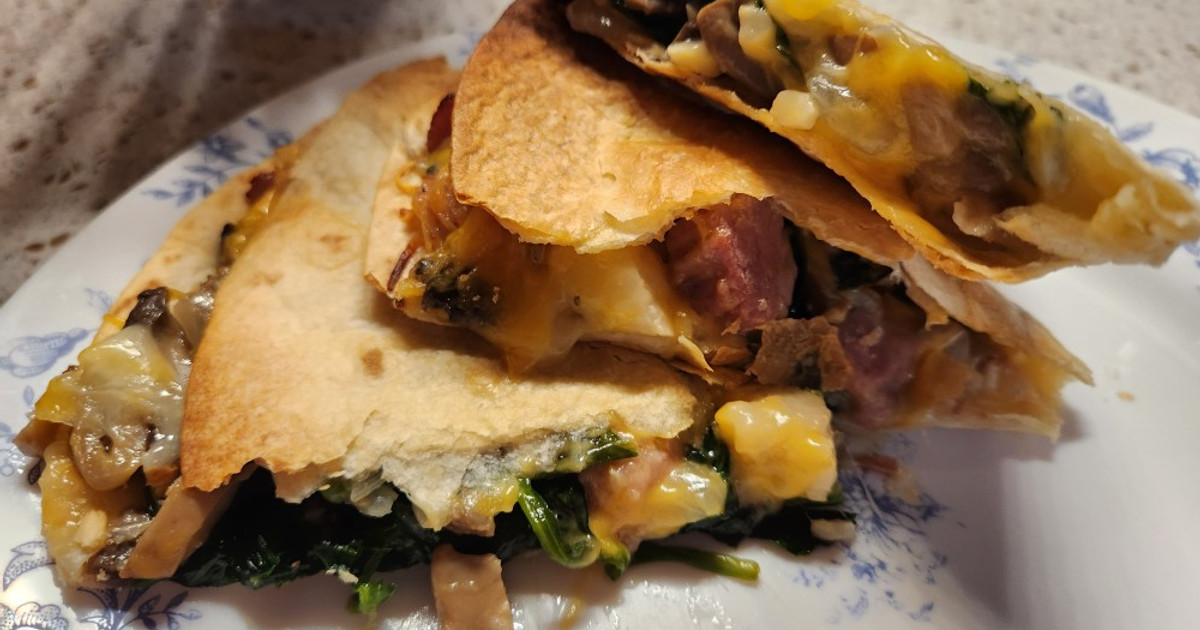Quesadillas: Authentic Mexican Flavor, One Fold at a Time 🌮
