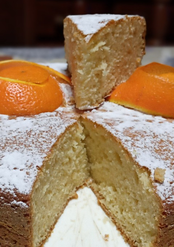 Una foto de Bizcochuelo de naranja (suave y esponjoso)