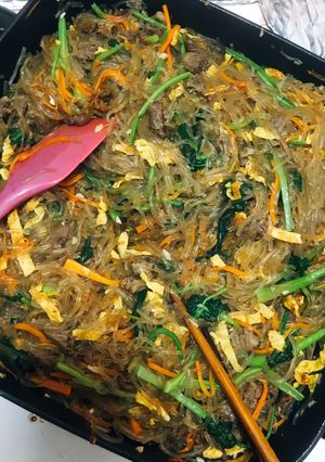 Hình của món Miến xào thập cẩm.