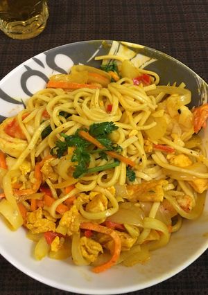 鮮蝦微辣炒麵 的食譜成品照片