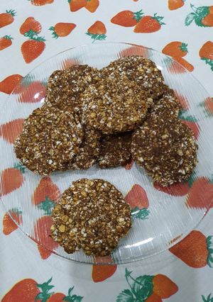 Foto principal de Galletas fit sin azúcar con avena, plátano, vainilla y cacahuete