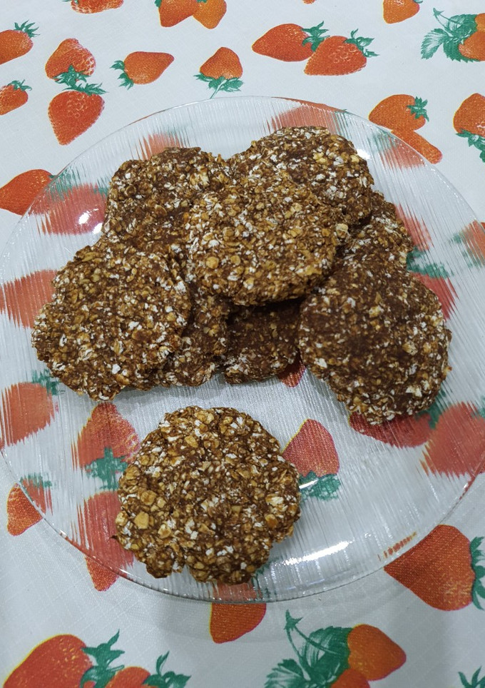 Una foto de Galletas fit sin azúcar con avena, plátano, vainilla y cacahuete