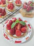 Cheese Strawberry Tartlets