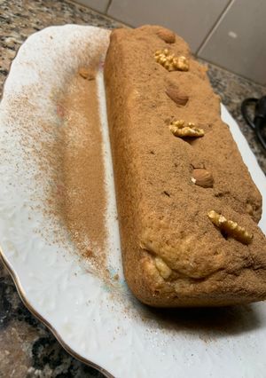 Una foto de Budín de manzana y nueces